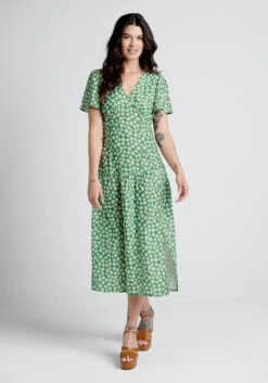 Touch Grass And Smile Midi Dress