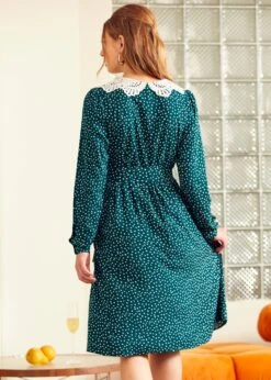 Sway This Way Shirt Waist Dress 7 Sway This Way Shirt Waist Dress -Molly Bracken Clothing Shop 207623 GRN 3