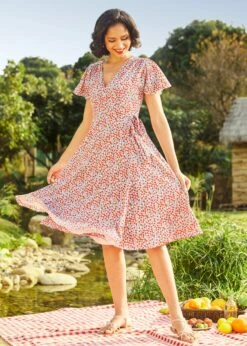 Front Page -Molly Bracken Clothing Shop 208080 STRAWBERRY 1