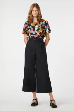Leanne Culotte -Molly Bracken Clothing Shop PGFV038 001 4