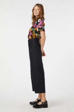 Leanne Culotte -Molly Bracken Clothing Shop PGFV038 001 5