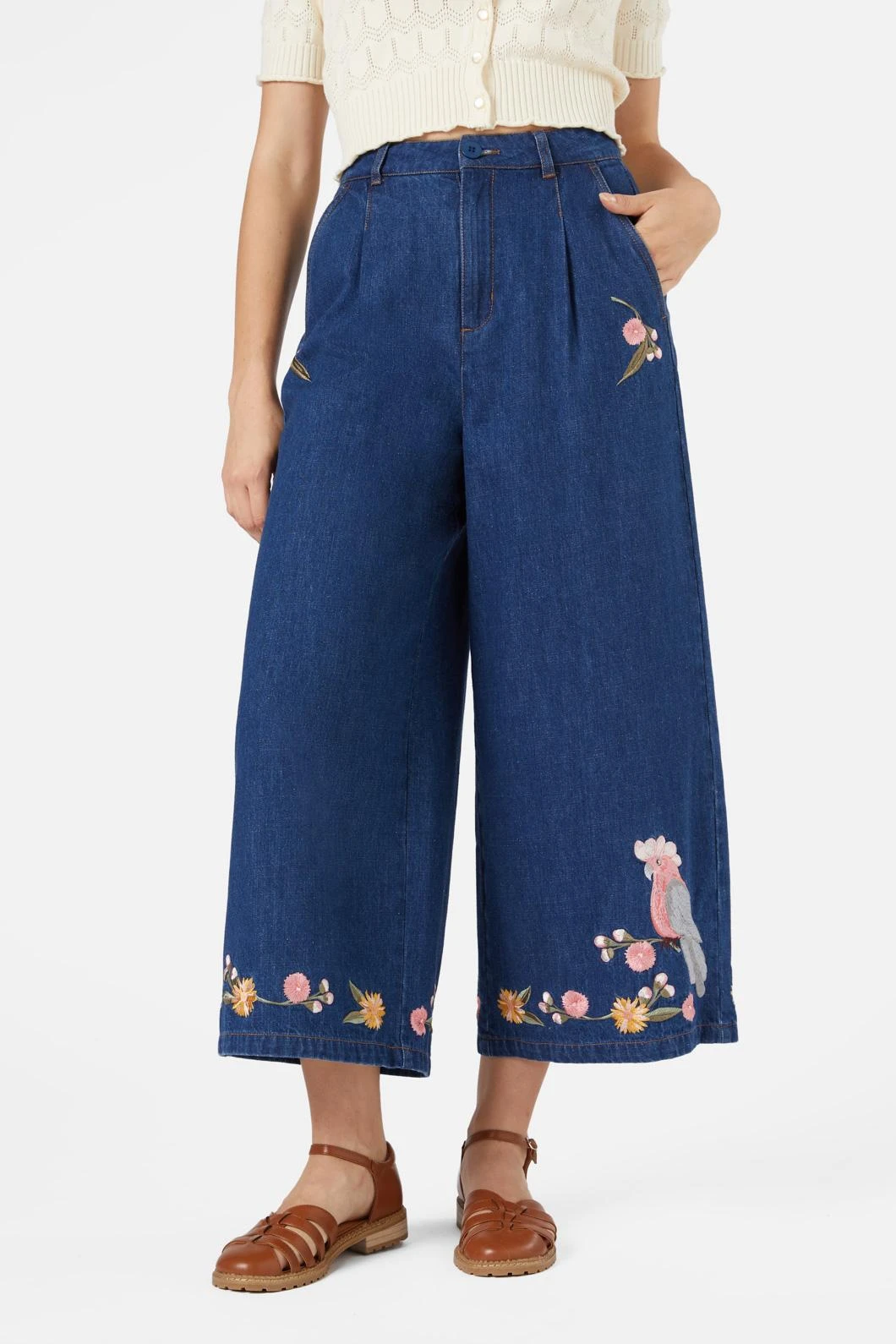 Galah Emb Culotte 1 Galah Emb Culotte